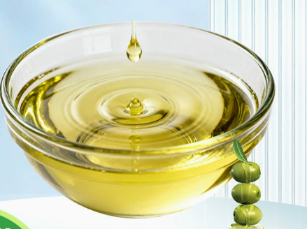 Good price 8001-25-0 Olive Oil CAS — 100% Pure Natural Virgin Grade Cosmetic Oil 100% Cosmetic Oil Cream Additive online