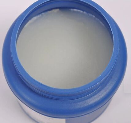 Good price Cosmetic Raw Materials Petrolatum / Vaseline Jelly CAS 8009-03-8 White Petroleum Jelly online